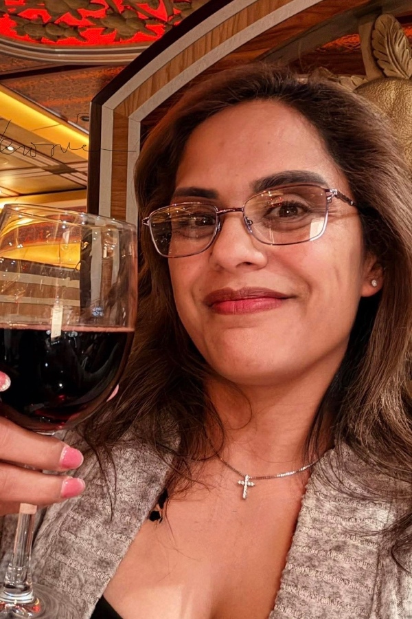 Cruise Brothers Travel Agent Veronica Sharpe